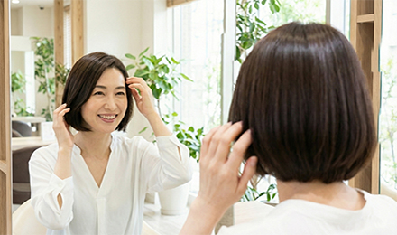 カシミヤ質感、うねり補正で喜ぶ女性